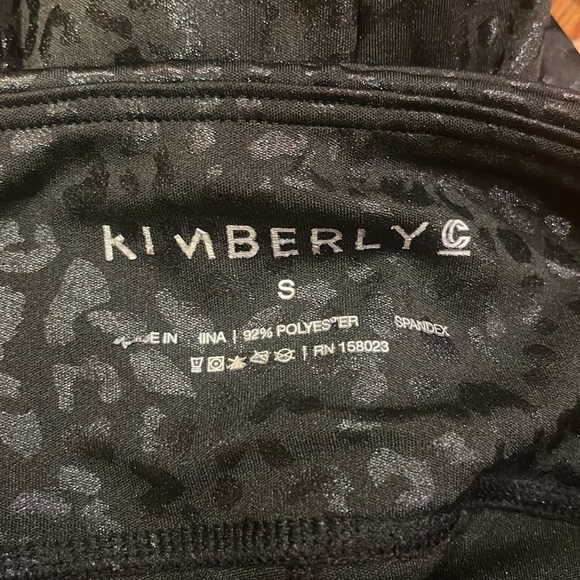 Kimberly Woman’s Black Animal Print Leggings Size S - Picture 6 of 6